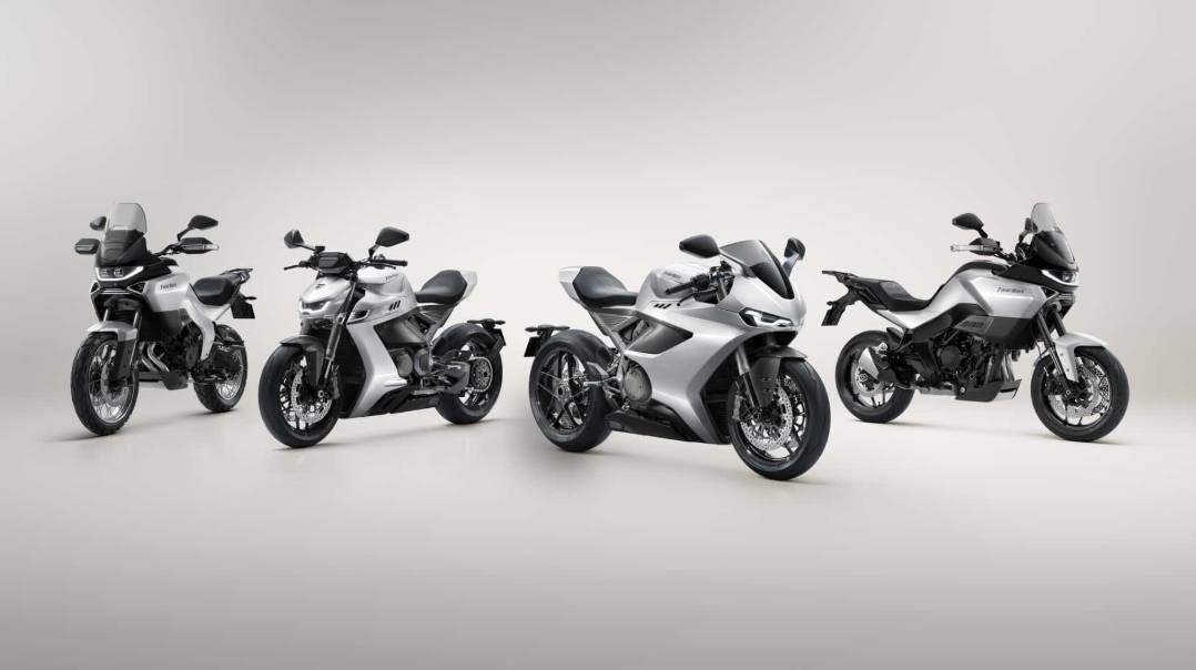 Norton Motorcycles Is Back—With Unlimited-Mileage Warranties… Well, Almost 😏